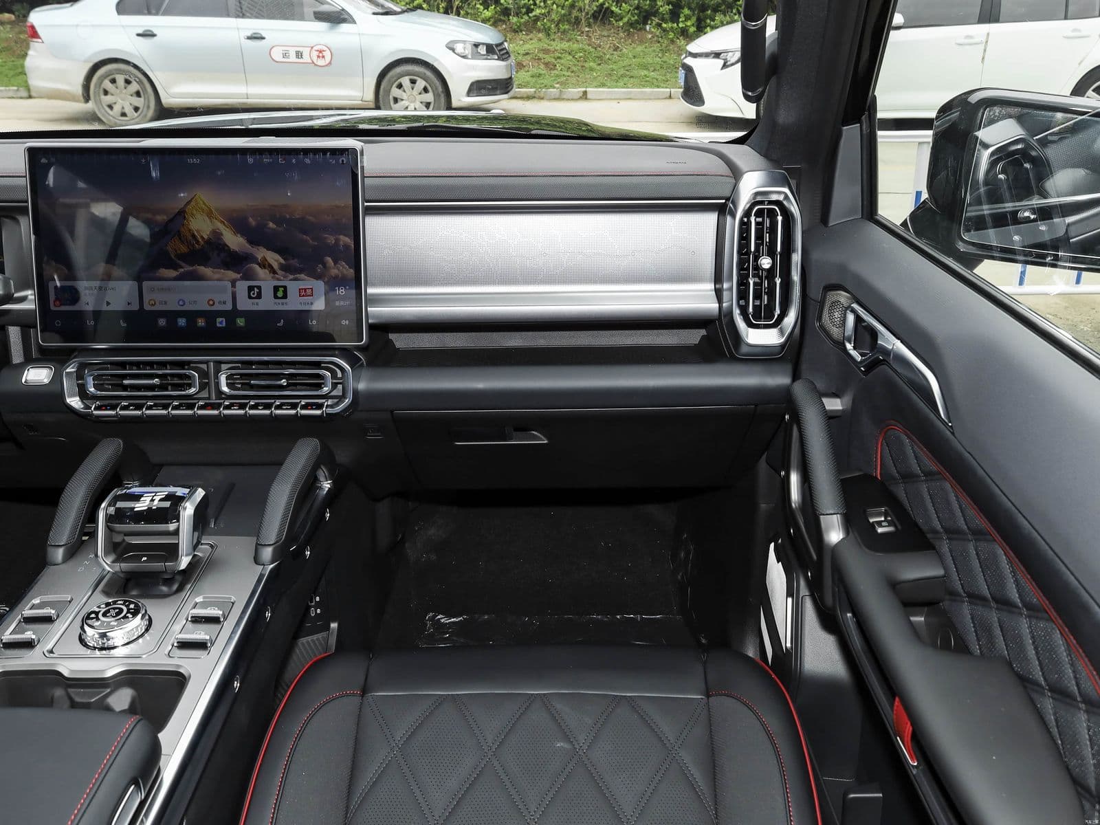 Jetour T2 2026 — Салон Jetour T2 3